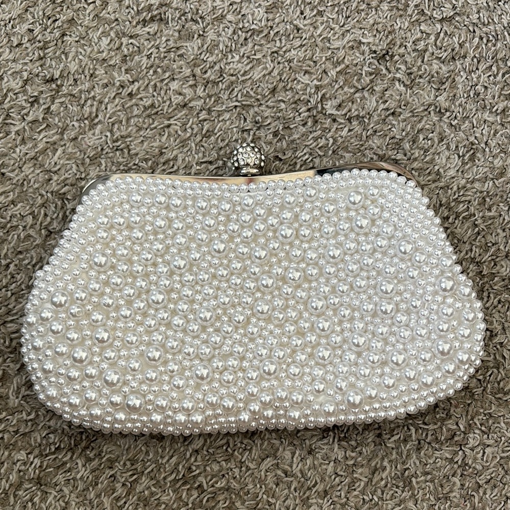 Elegant Pearl-Embellished Clutch
